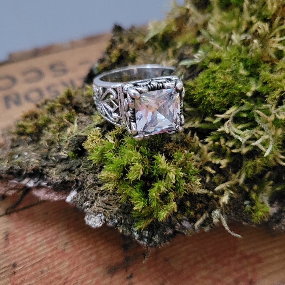 Silpada Cubic Zirconia Filigree Ring
